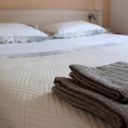 Benten Apartment *
