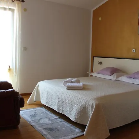 Benten Apartment *