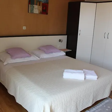 Benten Apartment