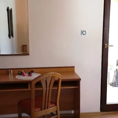 Benten Apartment *